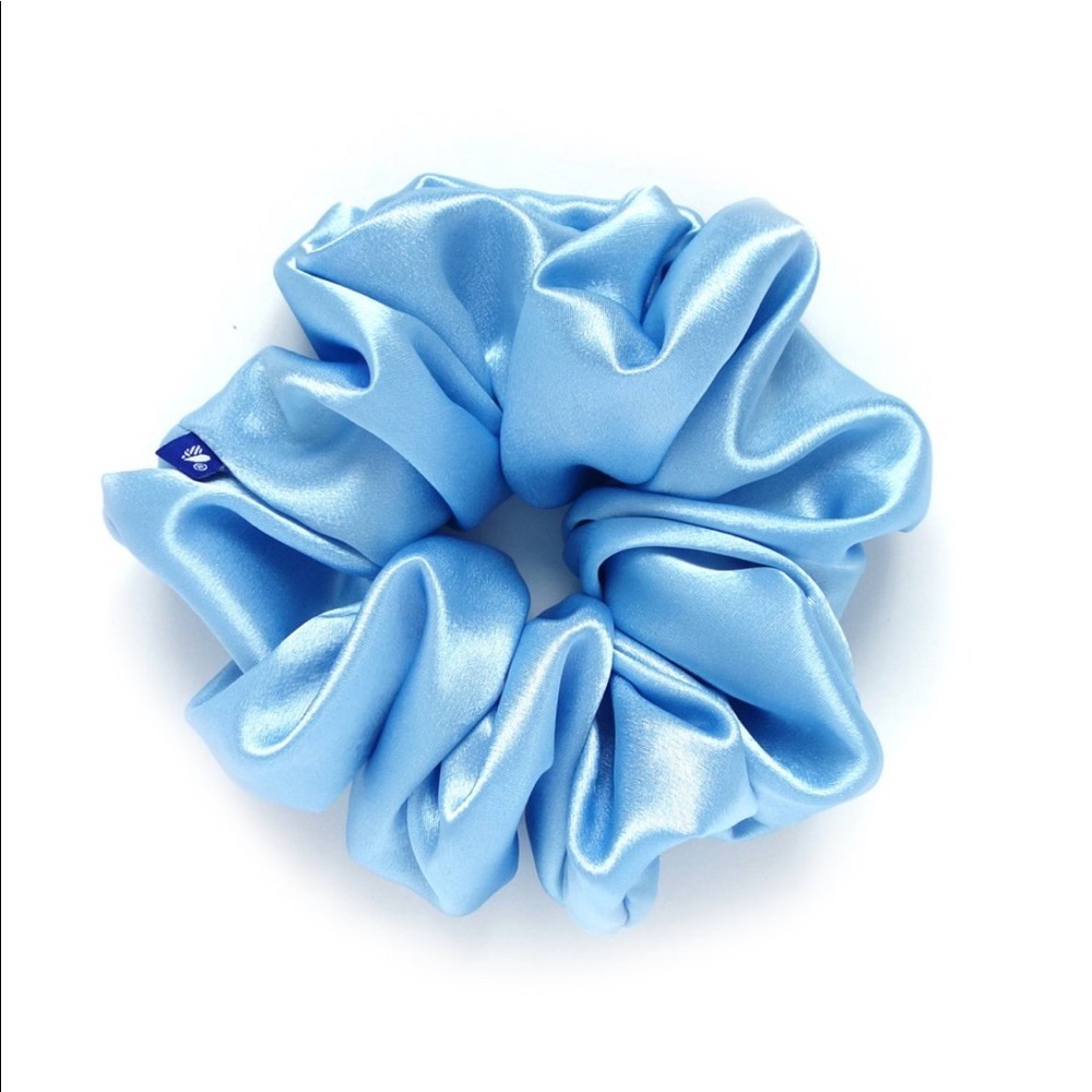 🥮 SALE 2/$15 BNWT Kokoro Astral Oversized Blue Satin Scrunchie